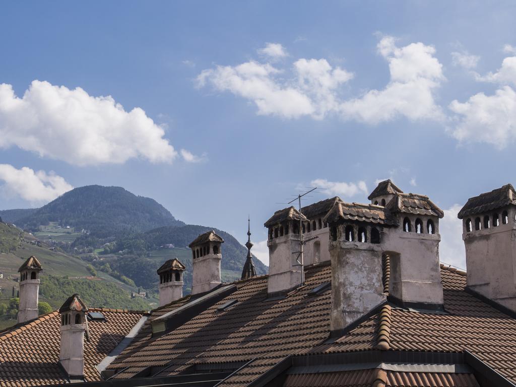 Hotel Regina Bolzano Bagian luar foto